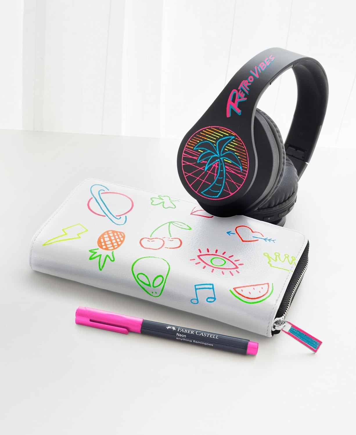 image:imageFaberCastell Metallic Marker Blistercard  Full Range of 6 Colours FC160706AZNeon